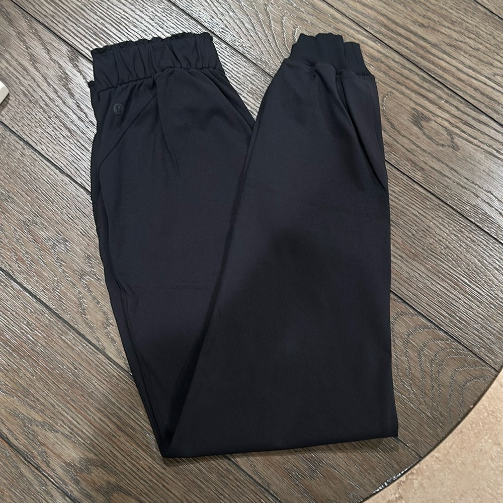 Lululemon Pants Womens Size S Black Keep Moving Jogger Adjustable Waist Pockets